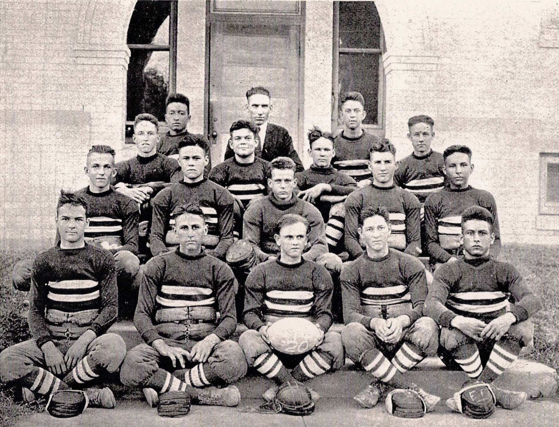 1920ephsfootballteamfirstever.jpg